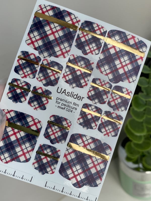 Pedicure Nail Wrap Premium MWF 024 – Royal Tartan Chic