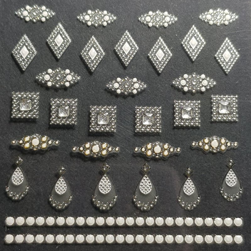Korneliya 3D Nail Jewels - NJ06 Diamond and Drops