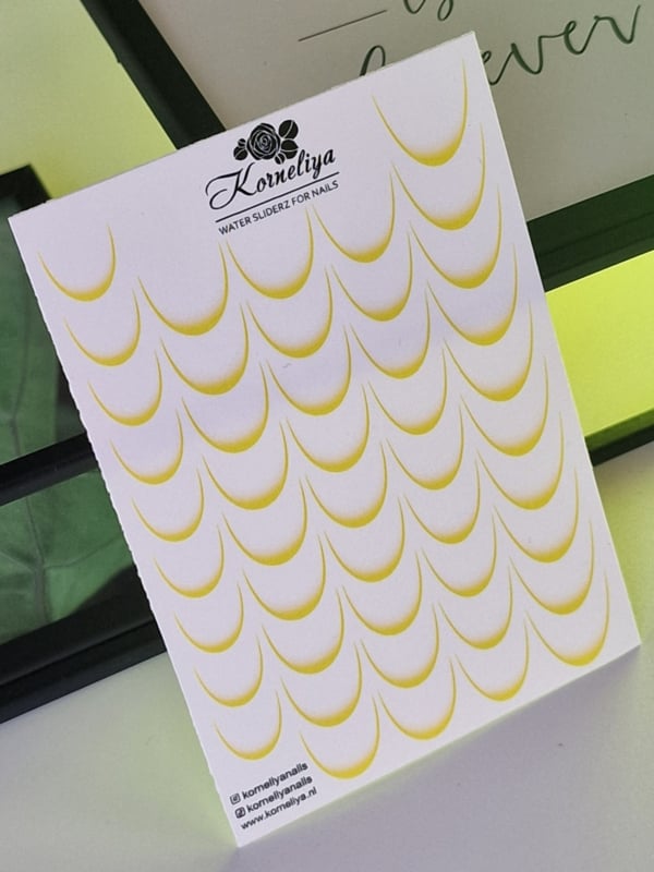 Korneliya Waterdecal French Smile Line OMBRE GEEL