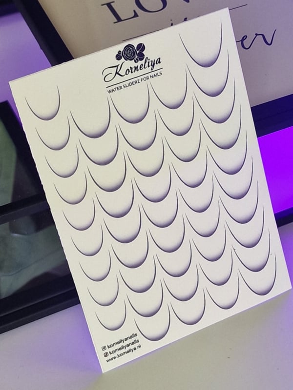 Korneliya Waterdecal French Smile Line OMBRE GRIJS
