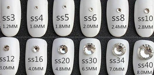 Korneliya Kristallen ca 125 stuks Clear Stone Size 10